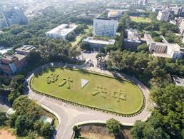 Dai Hoc Quoc Lap Trung Uong 4